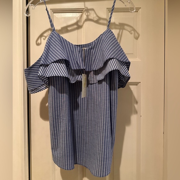 NWT A New Day Cold-Shoulder Striped Ruffle Top - Picture 4 of 7